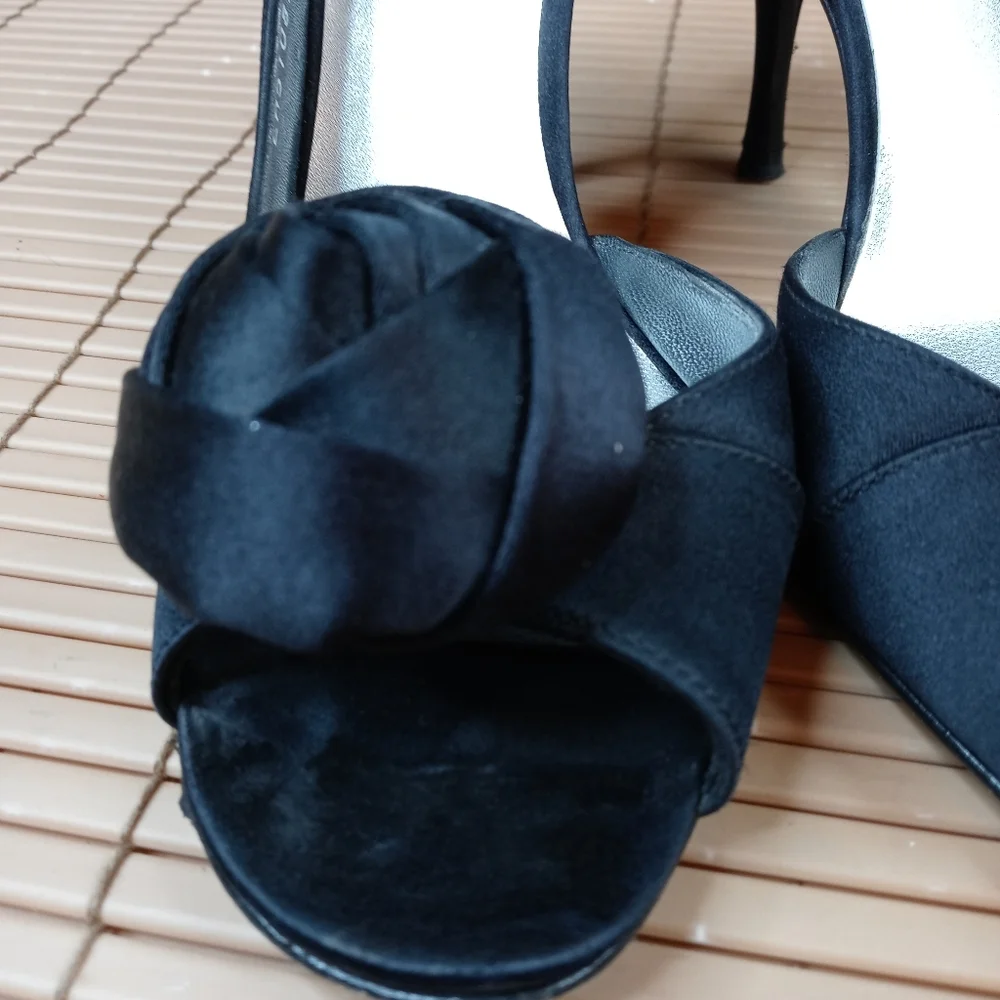 Stuart Weitzman 'Black Rose' black satin open toe_4